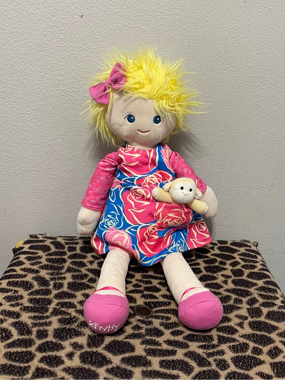 Scentsy Buddies Friend Sierra Plush Doll Dress Floral Medium Girls Collectible